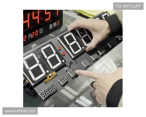 游泳比赛高精度计时系统嵌入泳道壁，成绩一触即锁